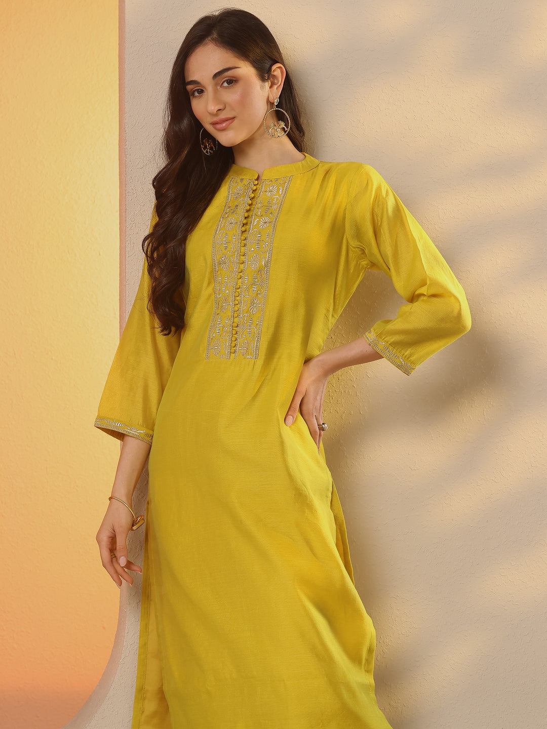  Yellow Embroidered Silk Blend Straight Kurta 