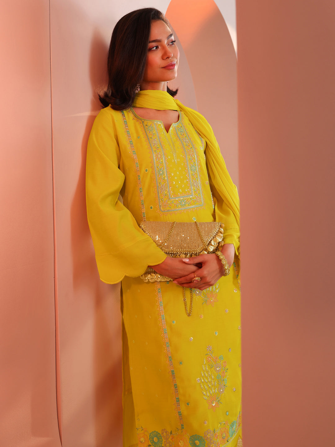  Yellow Embroidered Silk Blend Straight Suit Set With Dupatta 