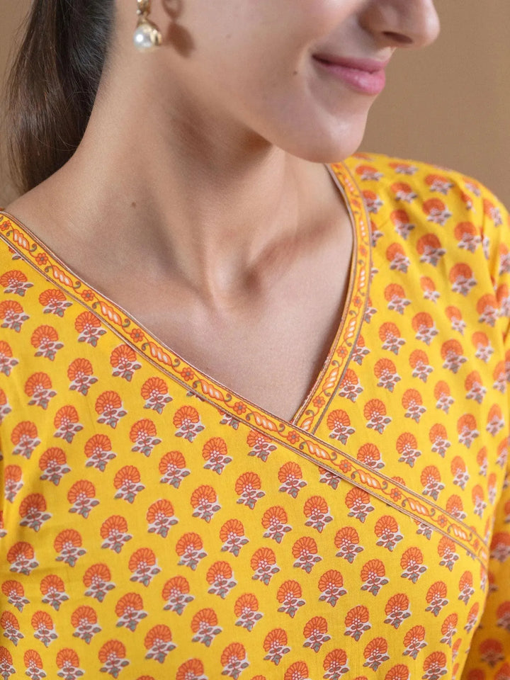 Yellow Printed Cotton Dress With Mask - Libas