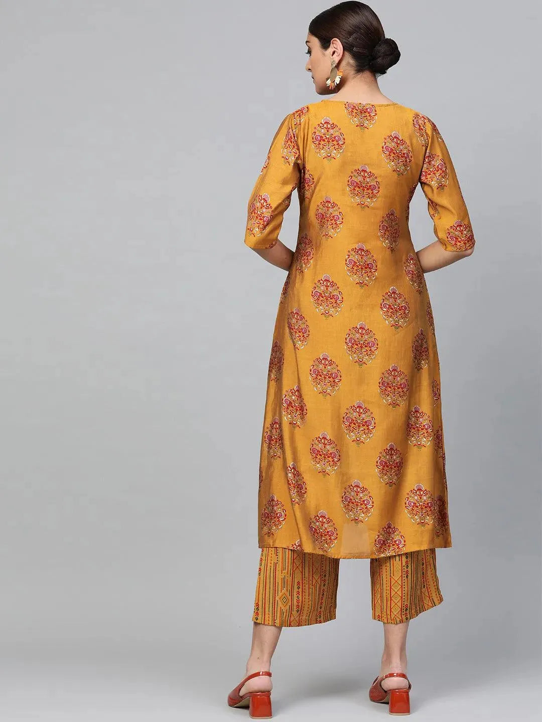 

Yellow Printed Polyester A-Line Kurta With Palazzos