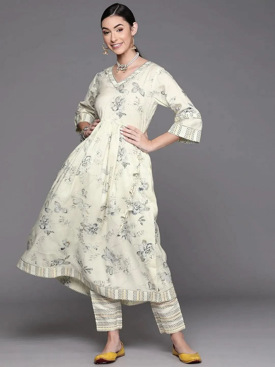 

Buy Yellow Printed Silk Kurta - 23315O- | Libas Ethnic Wear Online