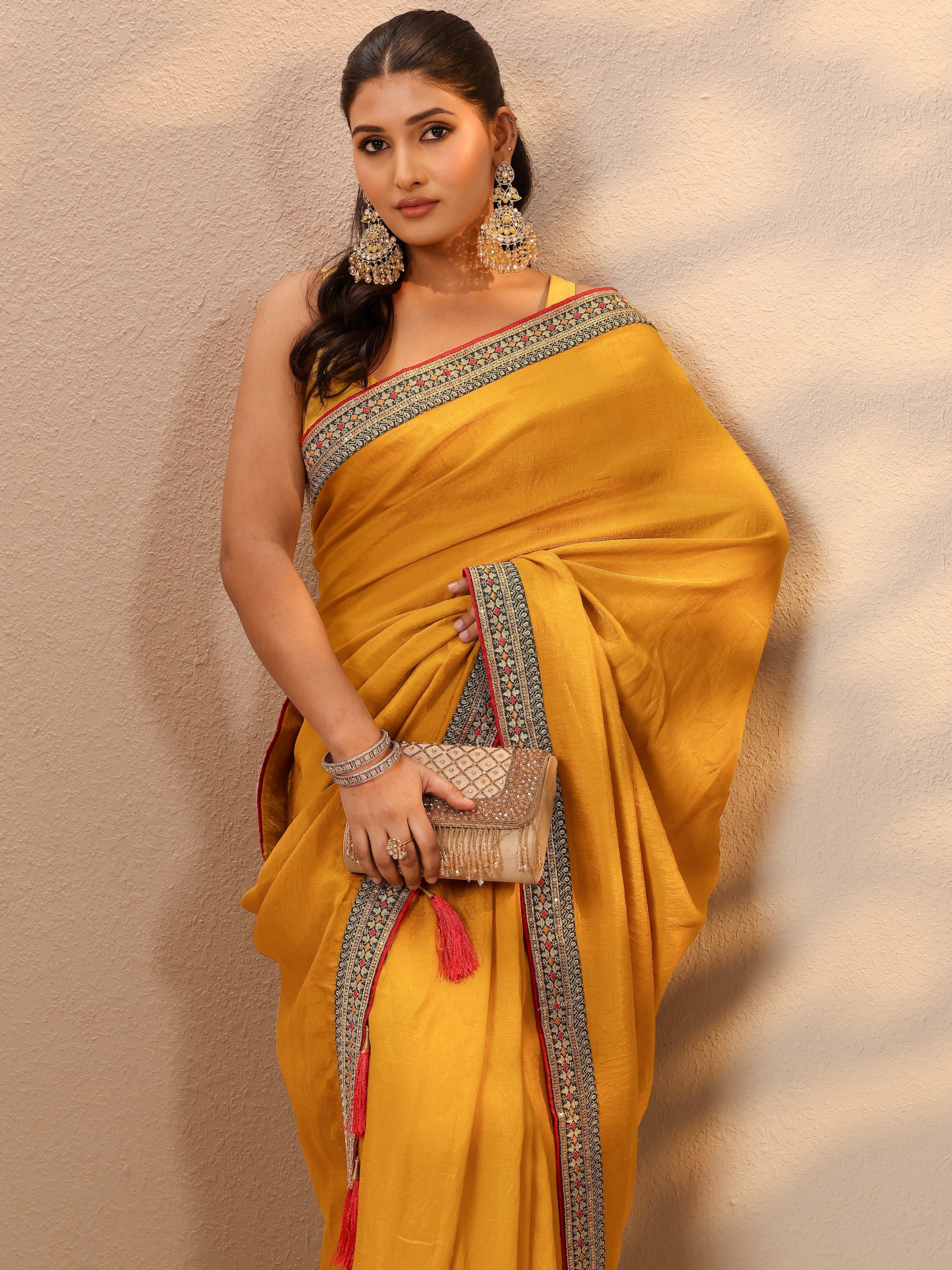 Yellow Solid Silk Blend Saree With Unstitched Blouse Piece-image-12