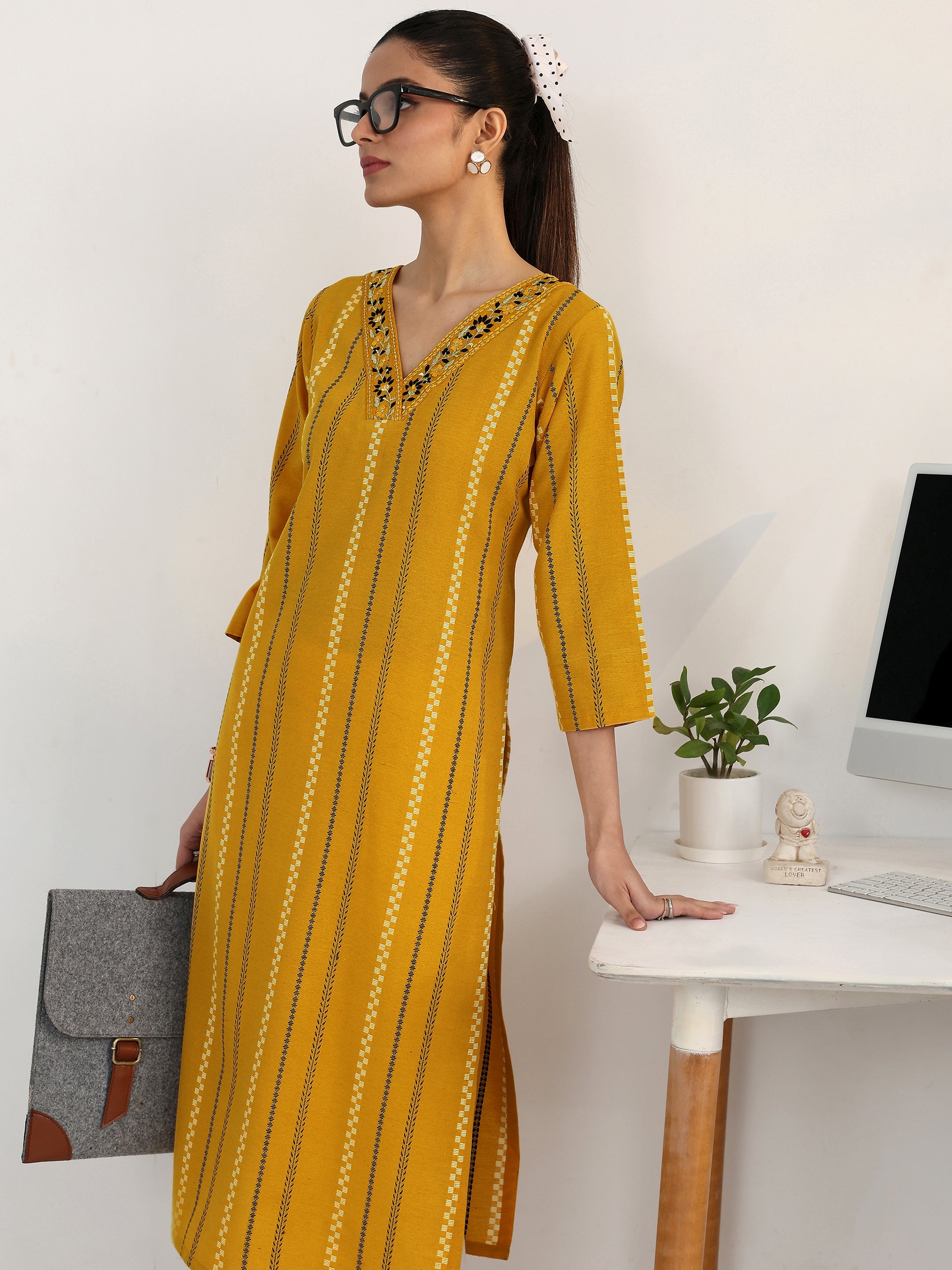 Yellow Striped Woven Design Cotton Blend Straight Kurta-image-16