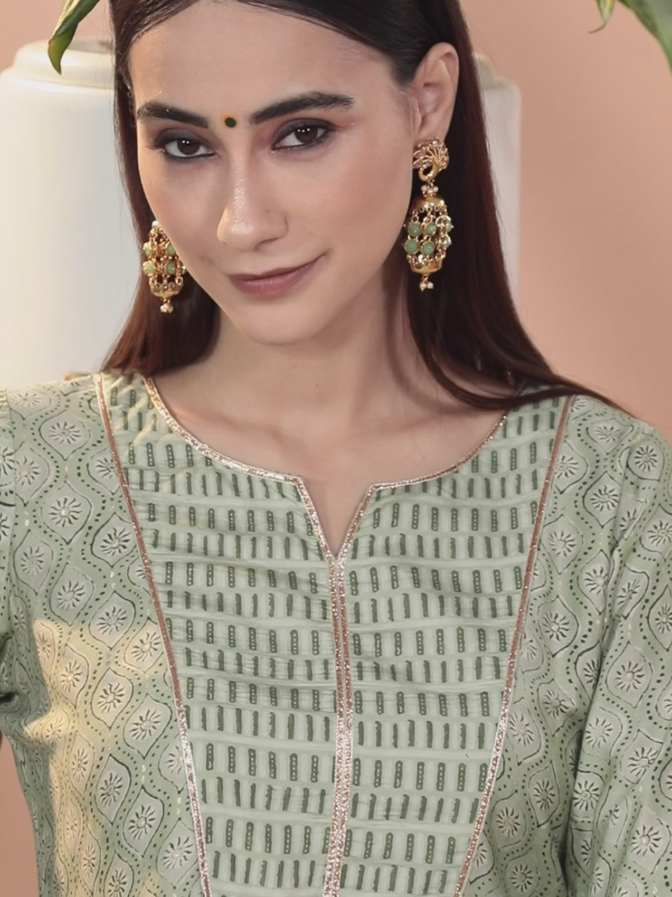  Green Printed Silk Straight Kurta 