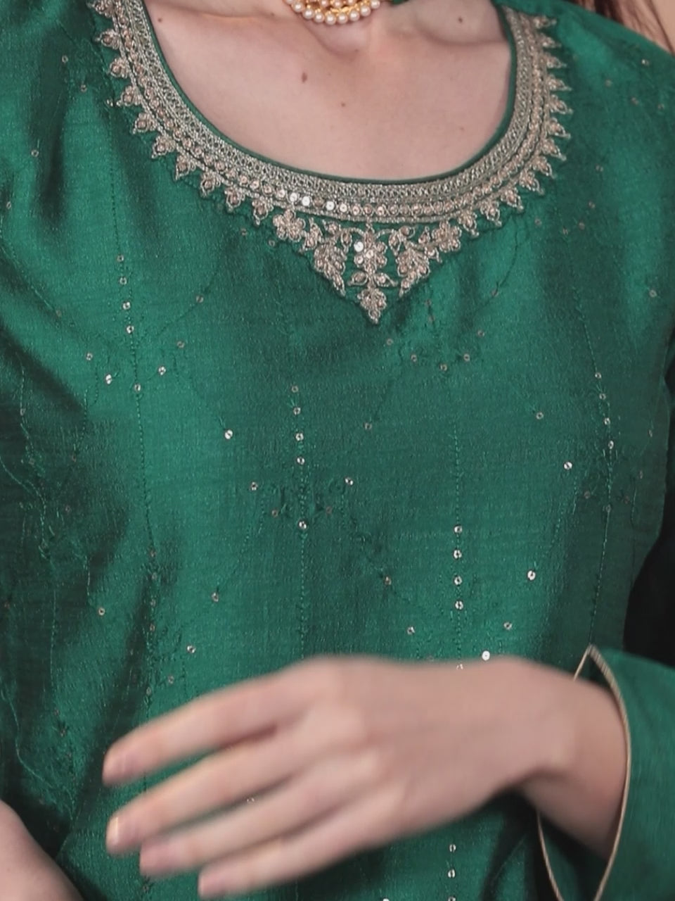  Green Embroidered Silk Straight Kurta 