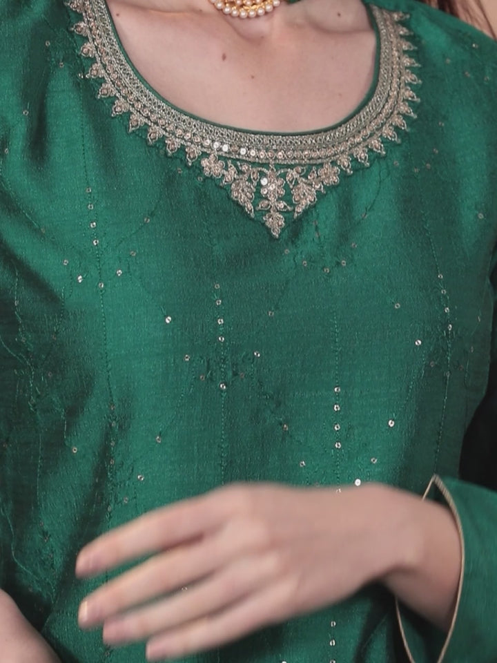 Green Embroidered Silk Straight Kurta