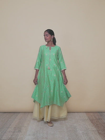 Green Self Design Silk A-Line Kurta With Skirt