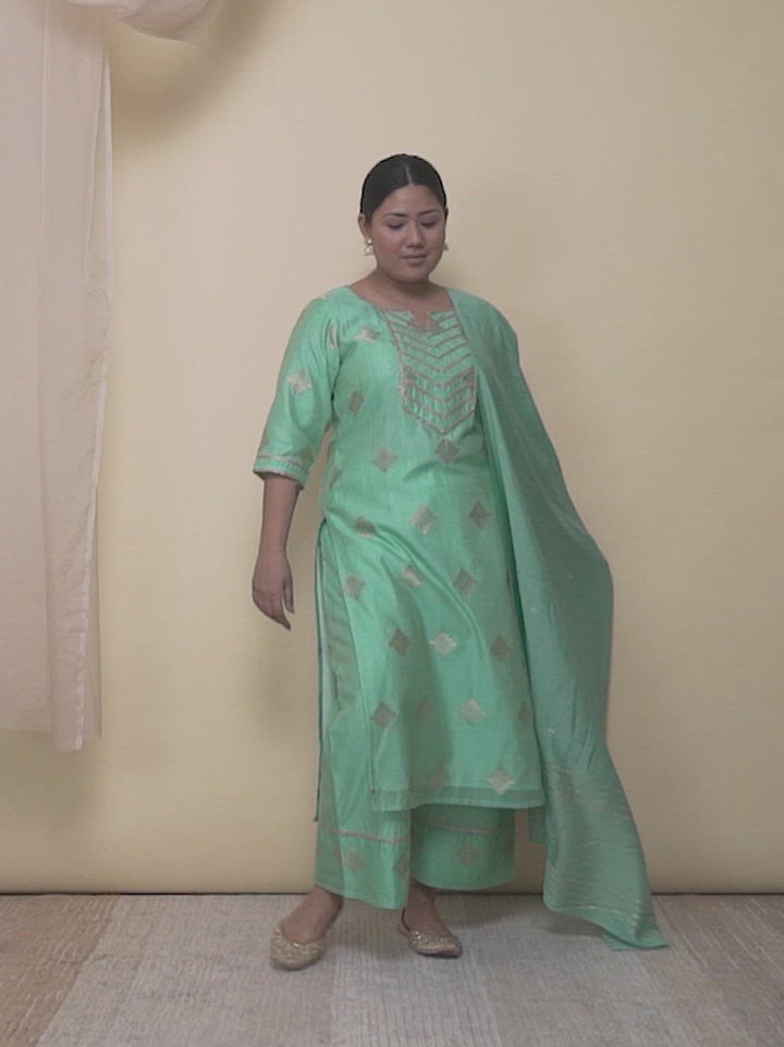 Plus Size Green Self Design Silk Straight Kurta With Palazzos & Dupatta