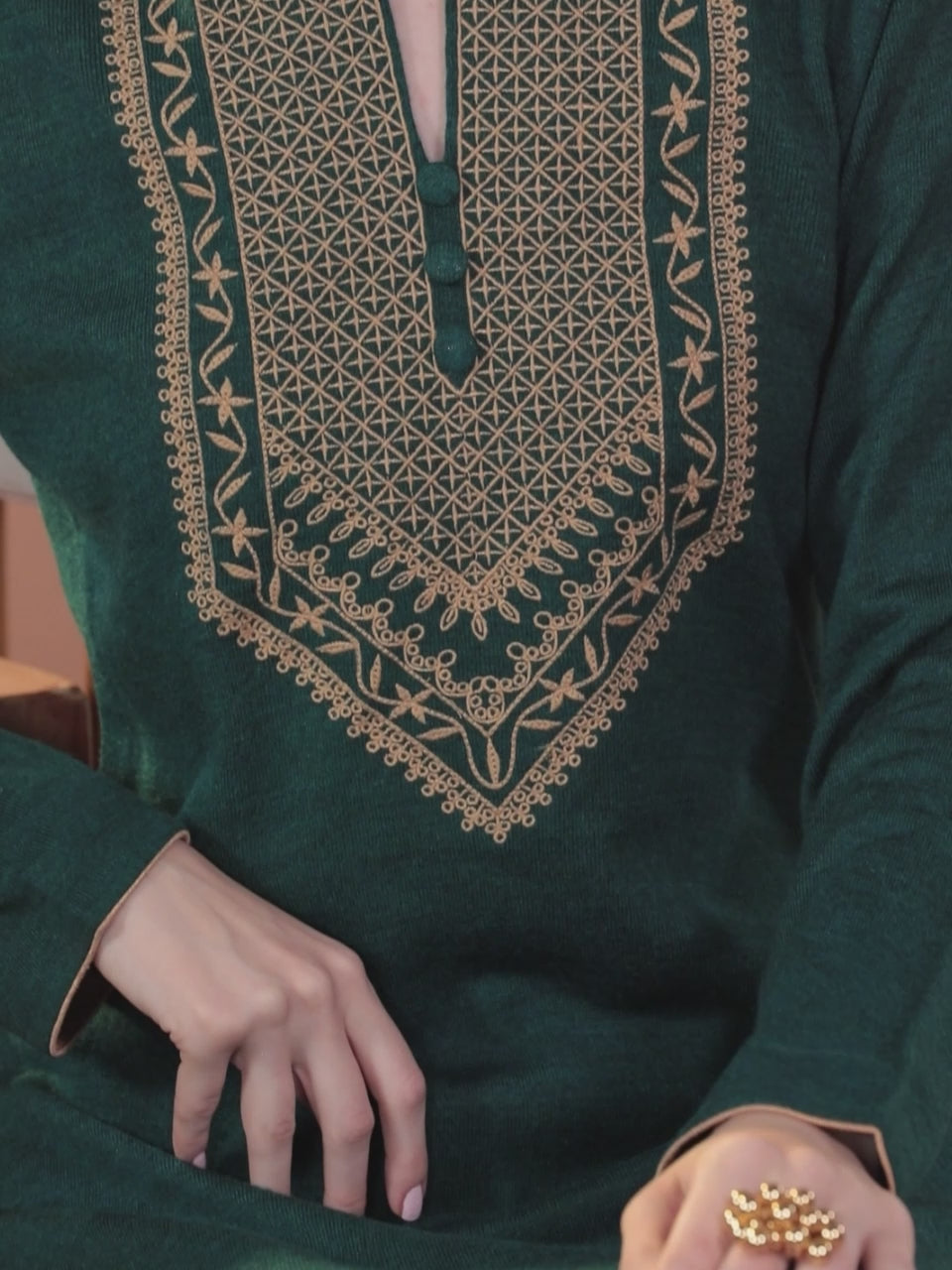  Green Yoke Design Wool Straight Kurta 