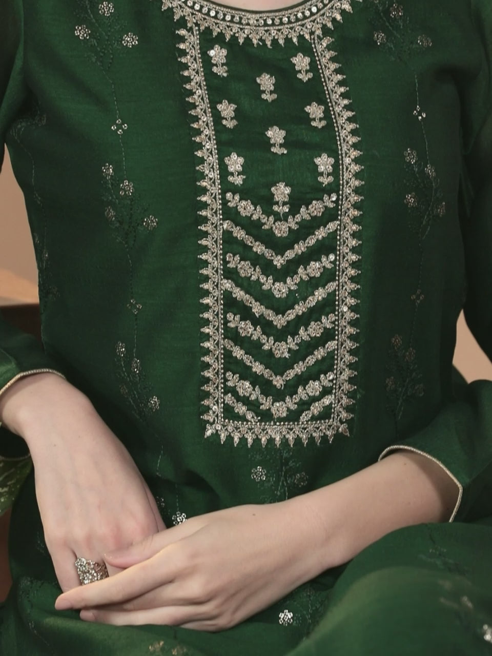  Green Embroidered Silk Straight Kurta 