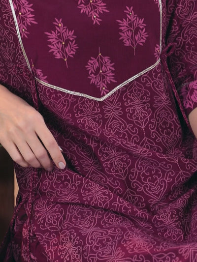 Purple Printed Silk Blend Straight Kurta With Trousers & Dupatta