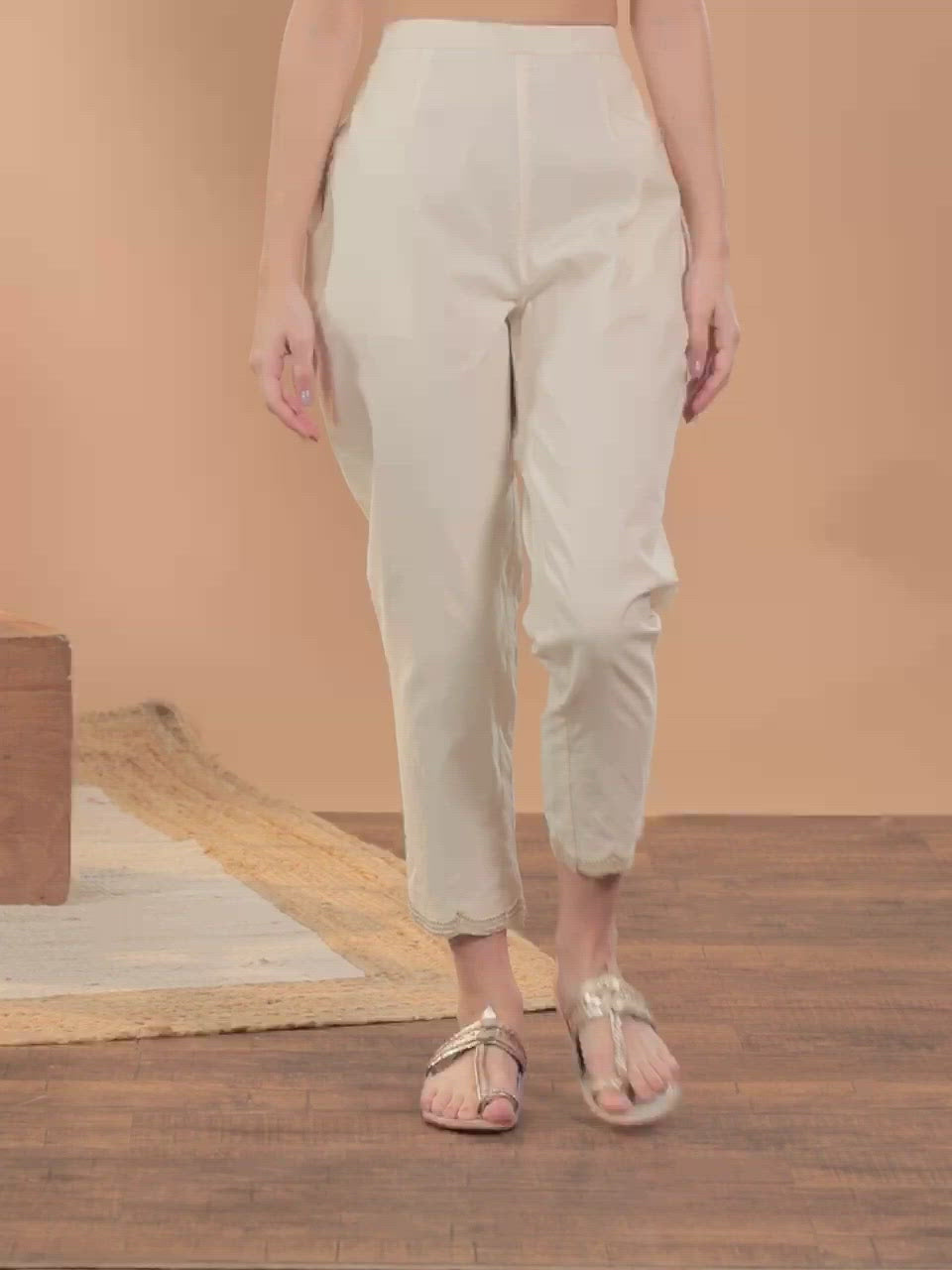  Off White Solid Cotton Trousers 