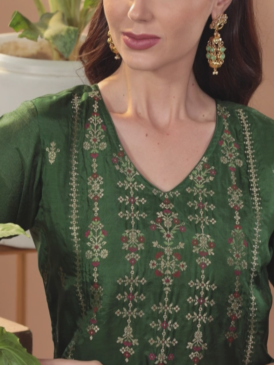 Green Self Design Silk Straight Kurta With Dupatta