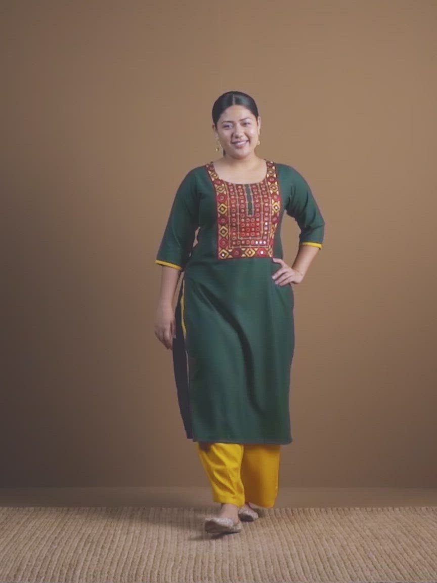  Plus Size Green Embroidered Cotton Kurta 