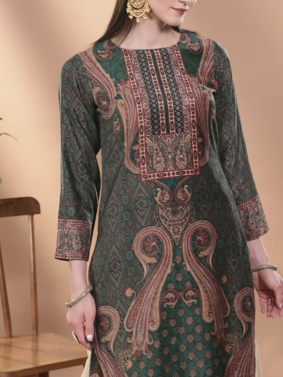 Green Printed Velvet Straight Kurta