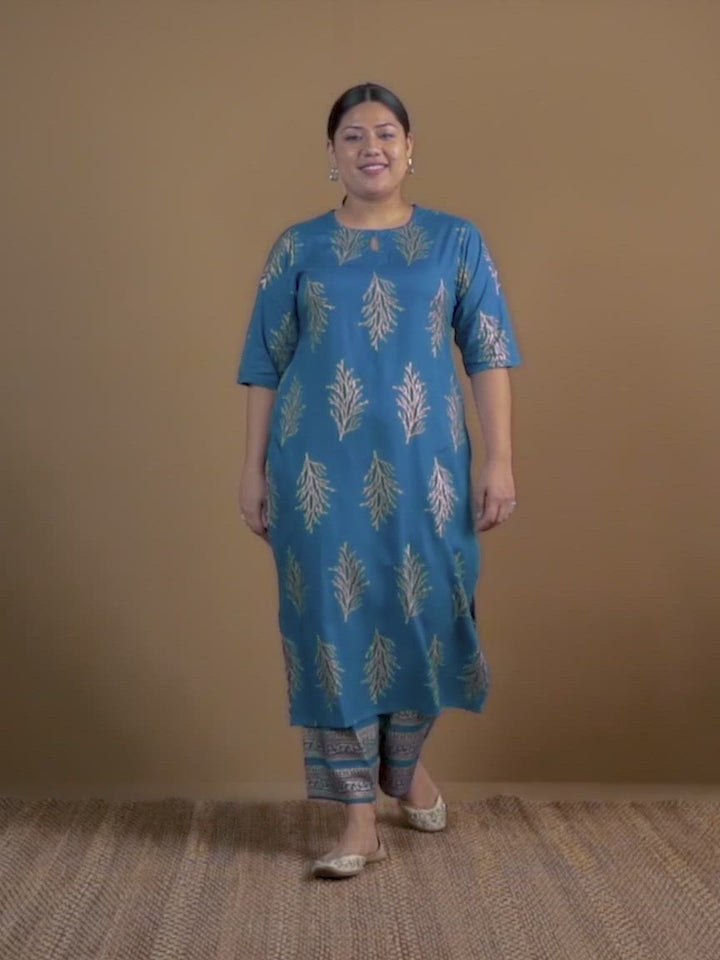 Plus Size Blue Printed Cotton Straight Kurta With Palazzos