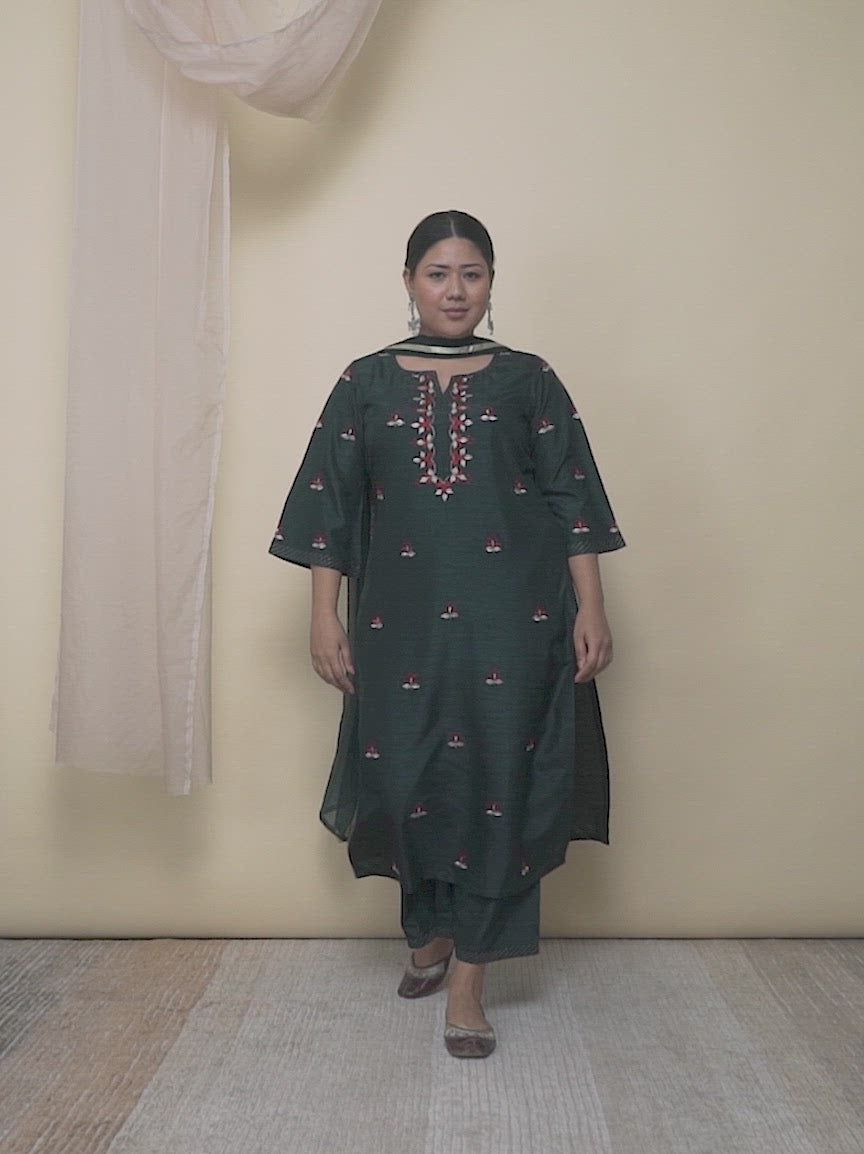  Plus Size Green Embroidered Silk Straight Kurta With Palazzos & Dupatta 