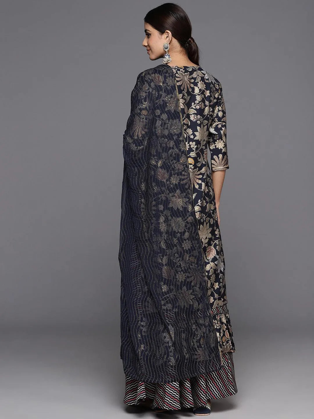 Women Blue Embroidered Silk Blend Straight Kurta Sets With Dupatta
