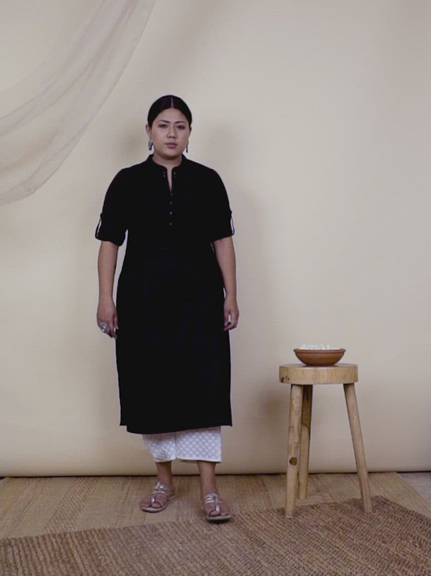  Plus Size Black Solid Cotton Kurta 