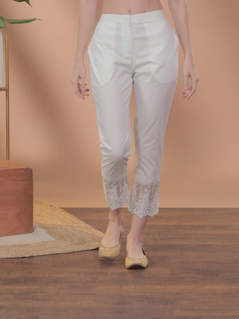  Off White Solid Cotton Trousers 
