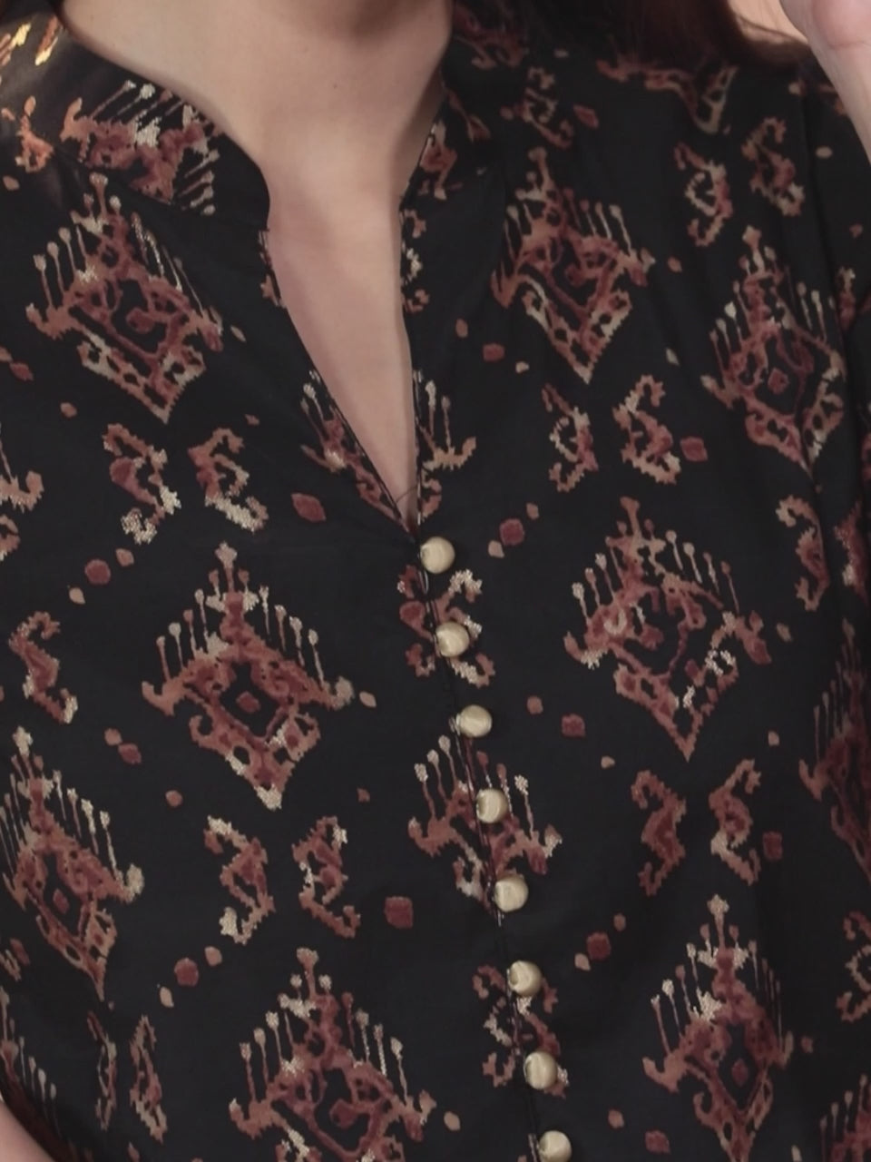  Black Printed Silk Straight Kurta 