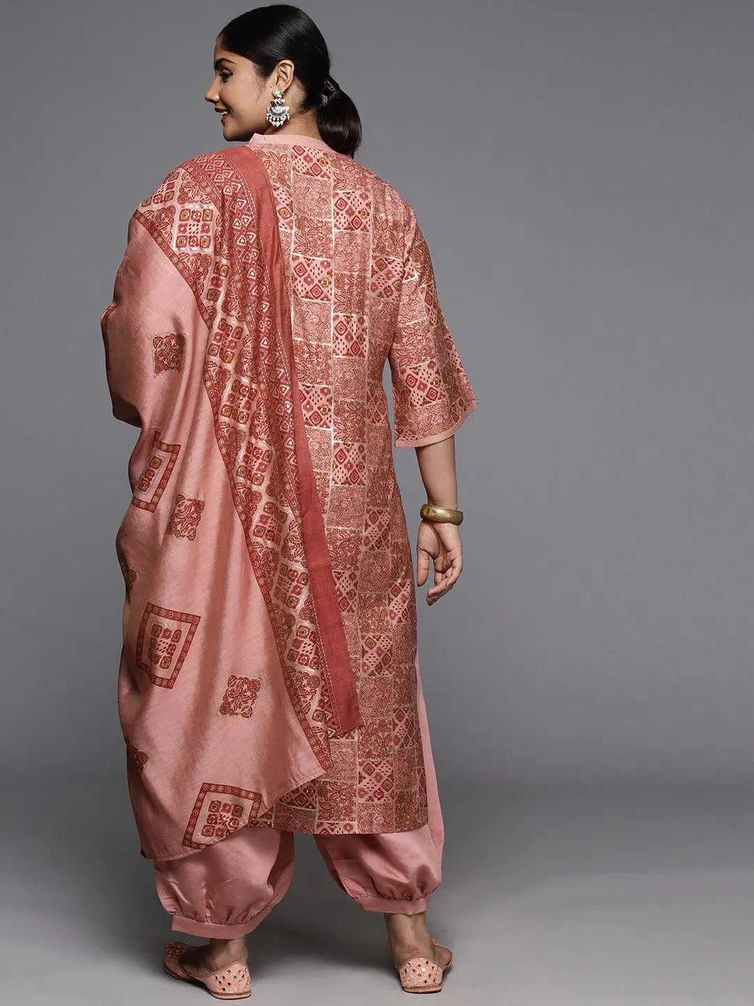 Plus Size Peach Printed Silk Blend Straight Kurta With Salwar & Dupatta - Libas 