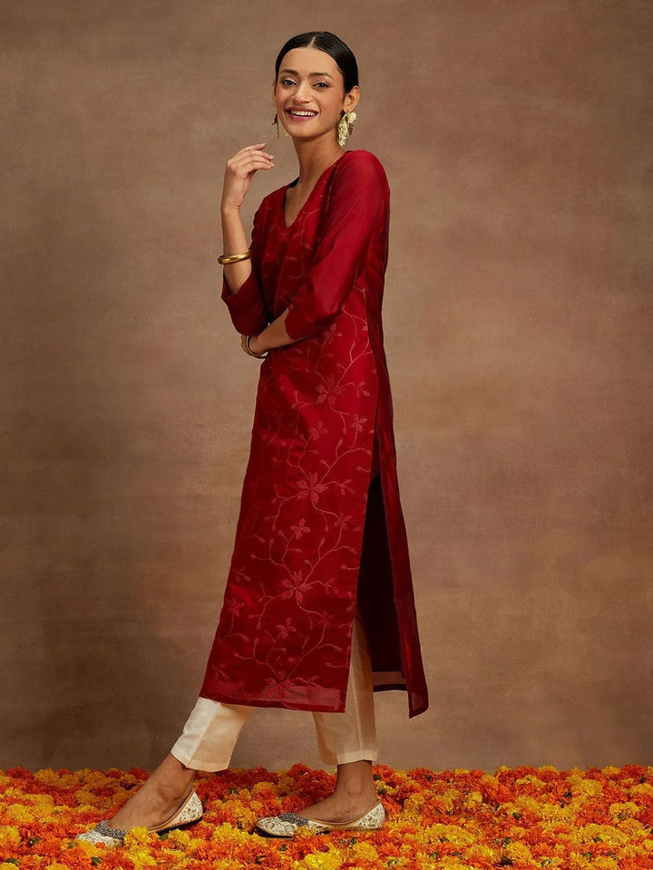 Red Embroidered Chanderi Silk Straight Kurta - Libas